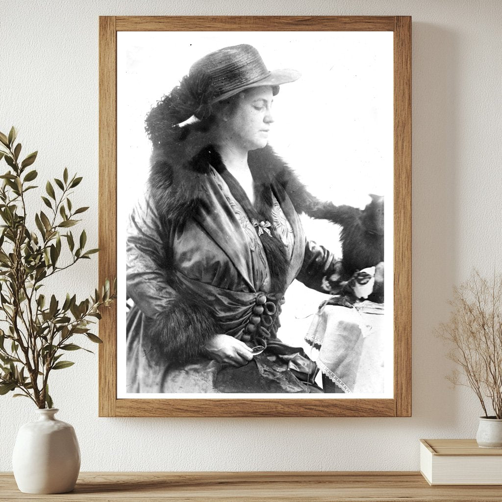 Historic Lady Mackenzie Print, Vintage Art