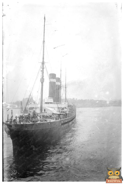 Historic June 1915: New York City Departure Snapshot