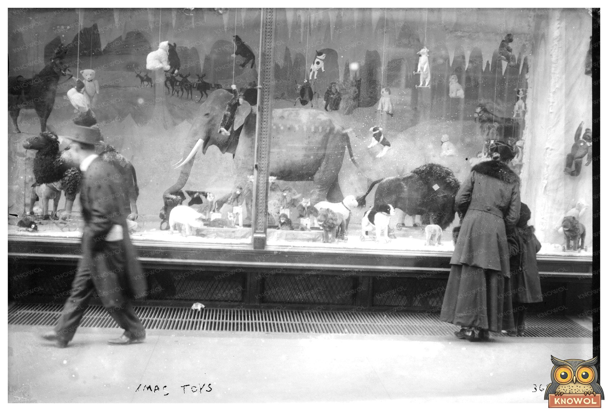 Charming Christmas Toys from the Early 1910s