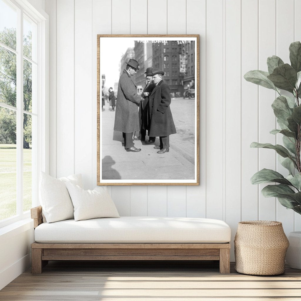 Vintage Opera Claquers: Boosting Audience Excitement