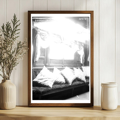 1915 USS Oscar II: Intricate Naval Decorations