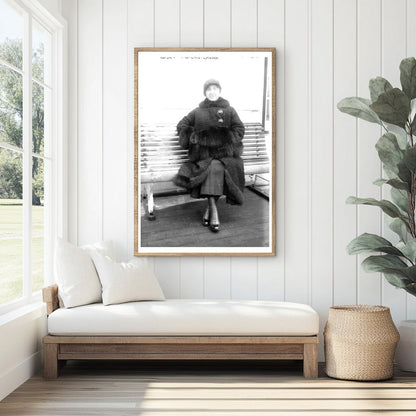 Elegant Ballerina Lubov Tchernichowa, Circa 1910