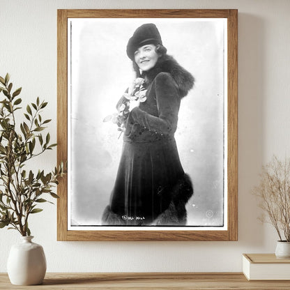 Historic Bonnie Glass Print, Vintage Art