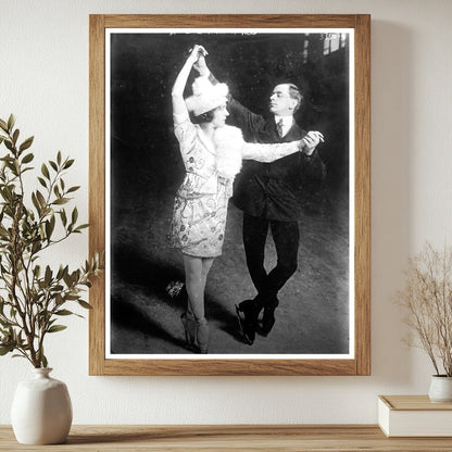 Historic Dazie & Arthur Held [dancing on ice] Print, Vintage Art
