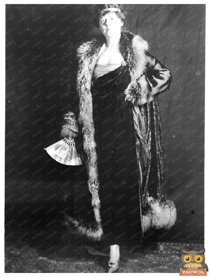 Historic Mrs. Newbold Edgar Print, Vintage Art