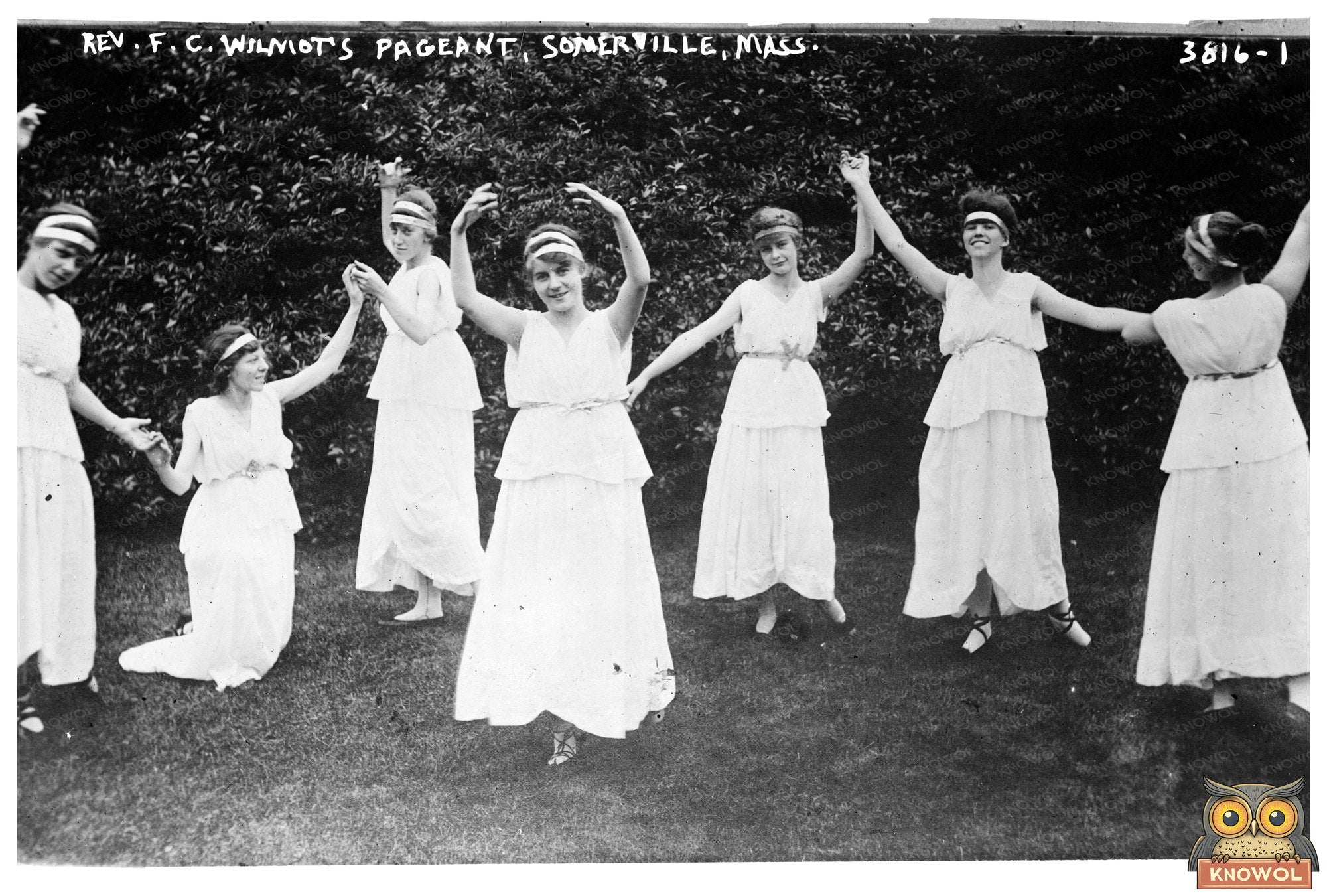 1915 Somerville Pageant Celebrating Community Spirit