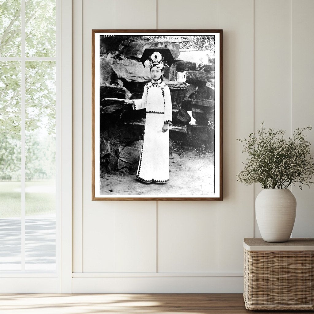 Historic Wife of Hsuan - Tung Print, Vintage Art
