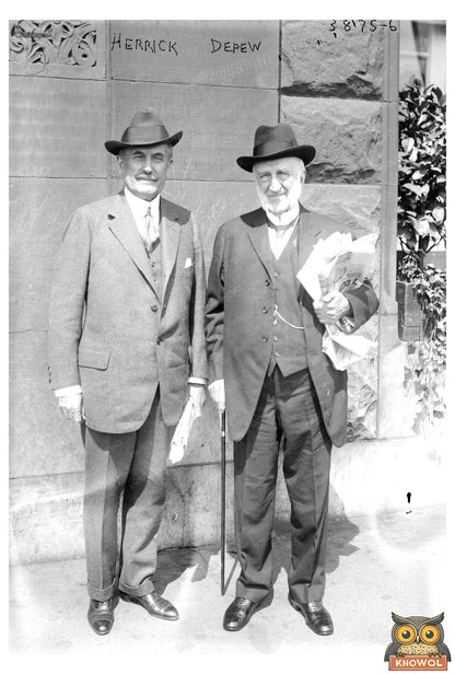 1915-1920 Vintage Photo of Herrick, Depew Streetscape