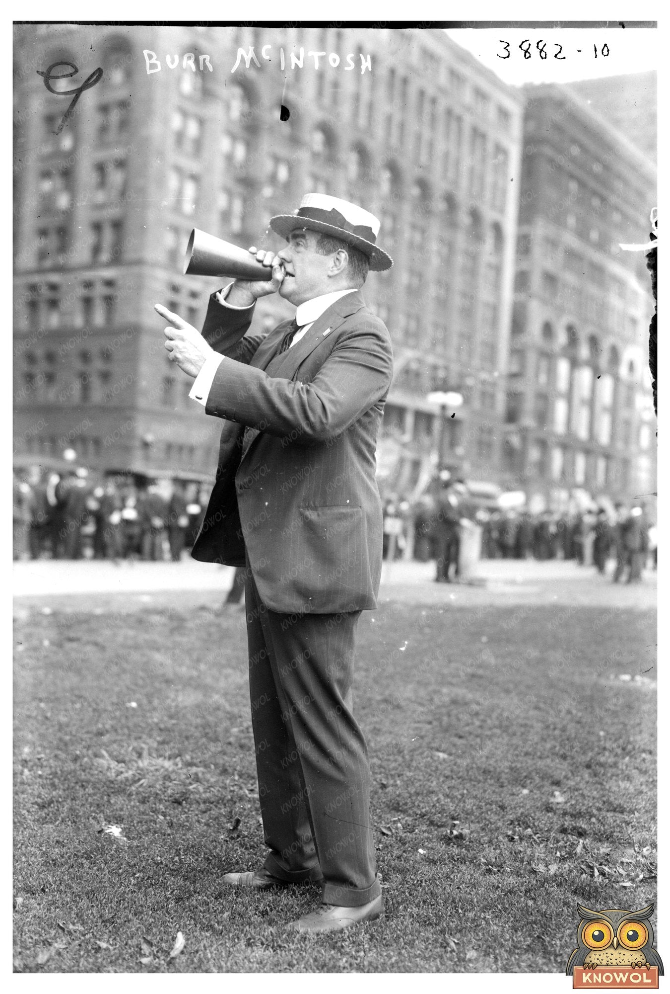 1920s Vintage Portrait of a Dapper Stage Performer