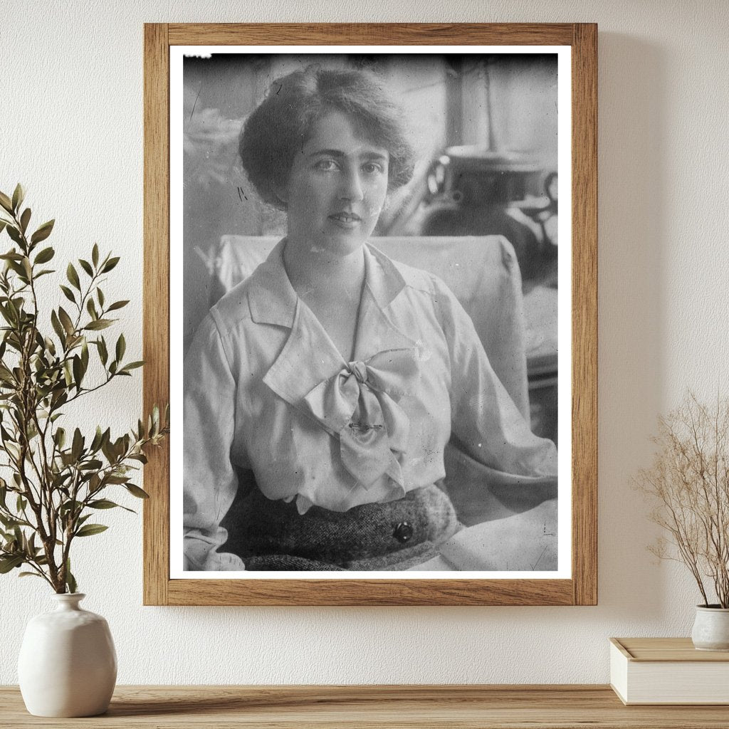 Historic Lady Carson Print, Vintage Art