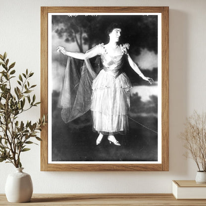 Historic Laura Wurts Print, Vintage Art