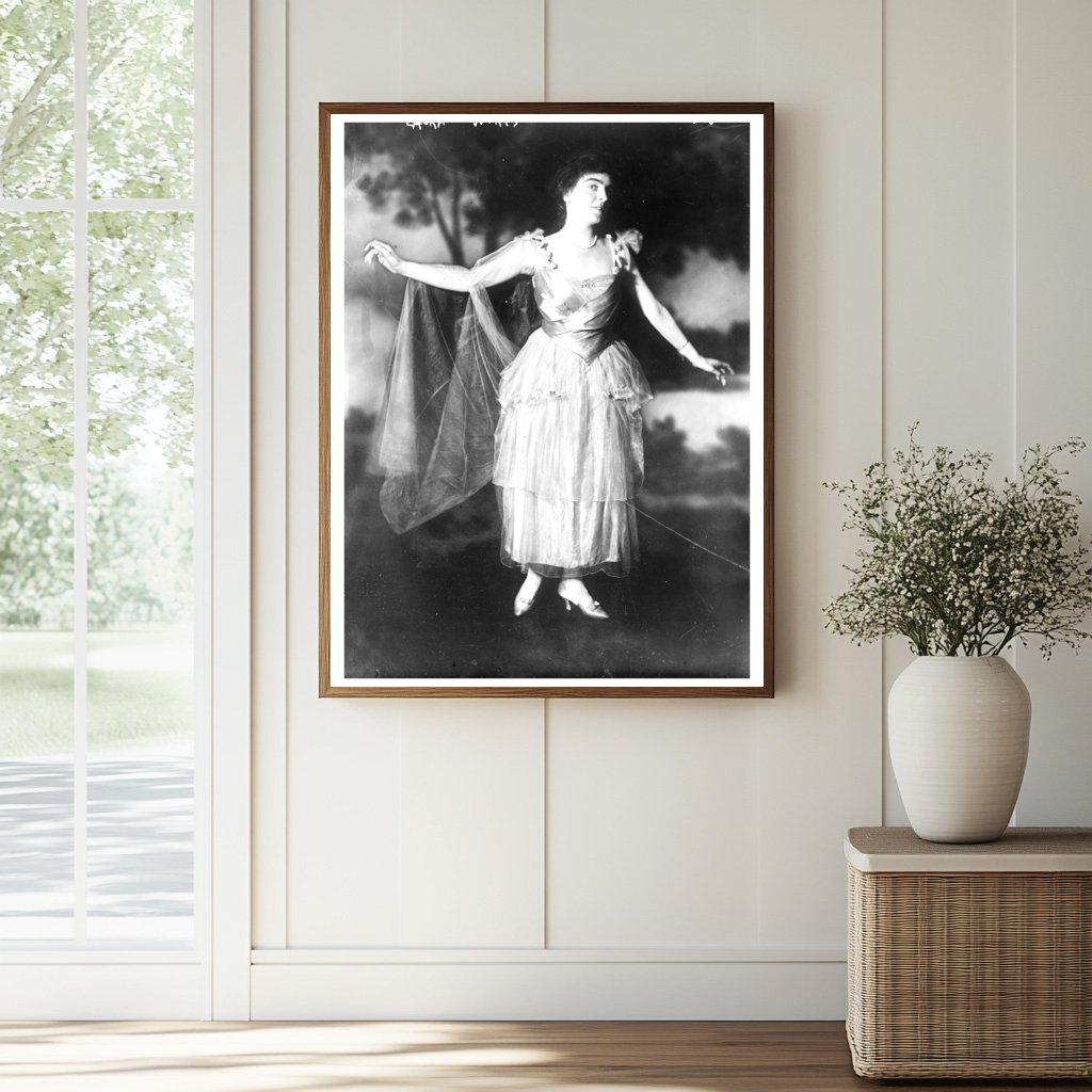 Historic Laura Wurts Print, Vintage Art