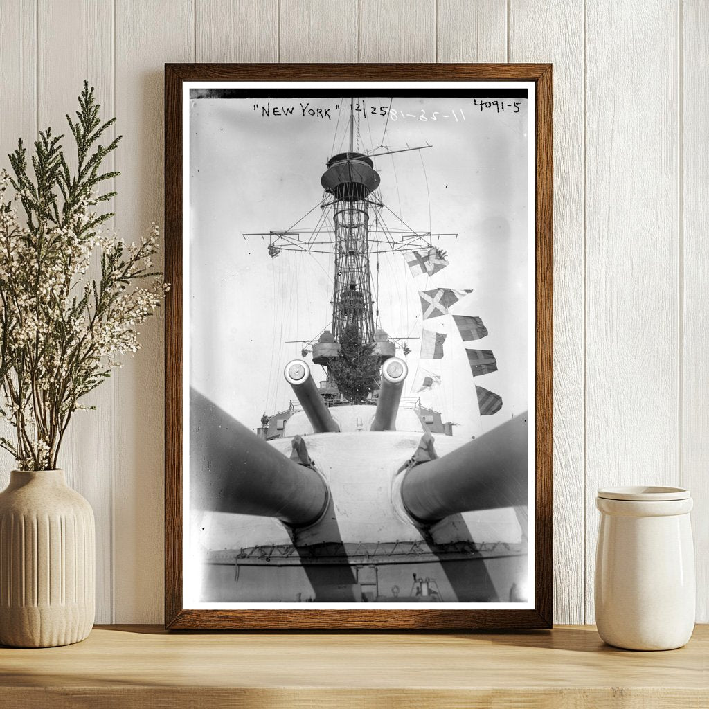 Christmas Charm in Early 20th Century New York