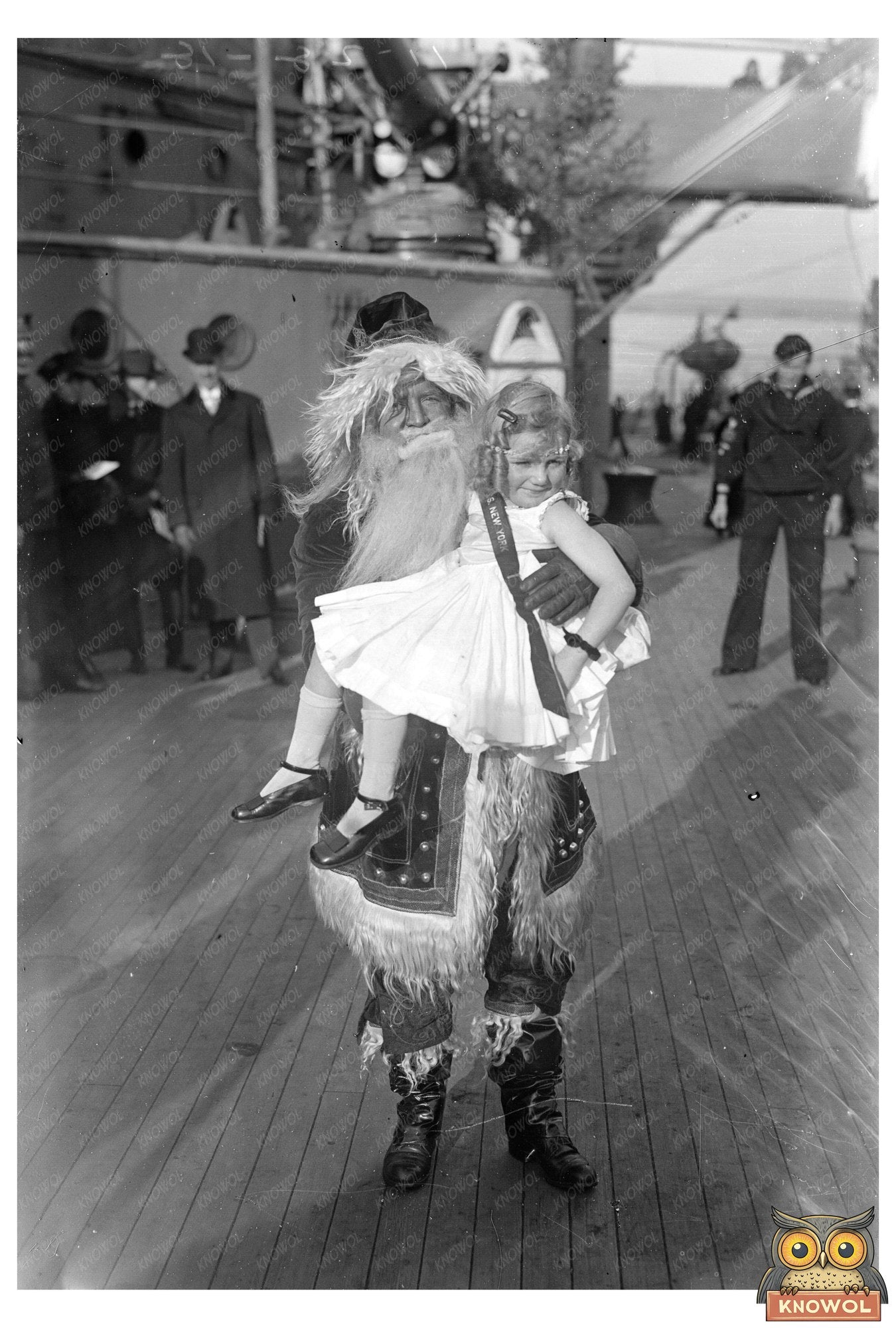 Historic Santa Claus in 1910s New York City