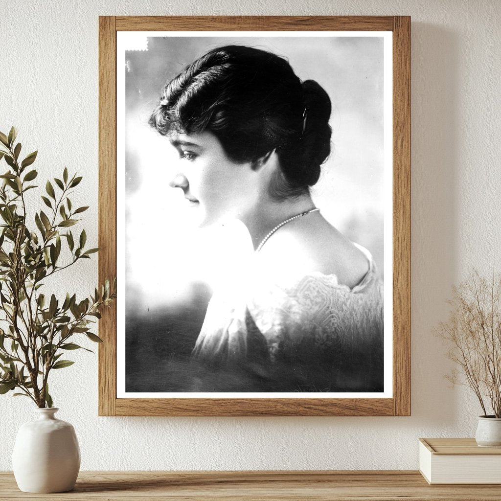 Historic Helen Clark Print, Vintage Art