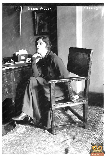 Regal Soprano Alma Gluck: Captured in 1917