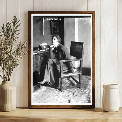 Regal Soprano Alma Gluck: Captured in 1917