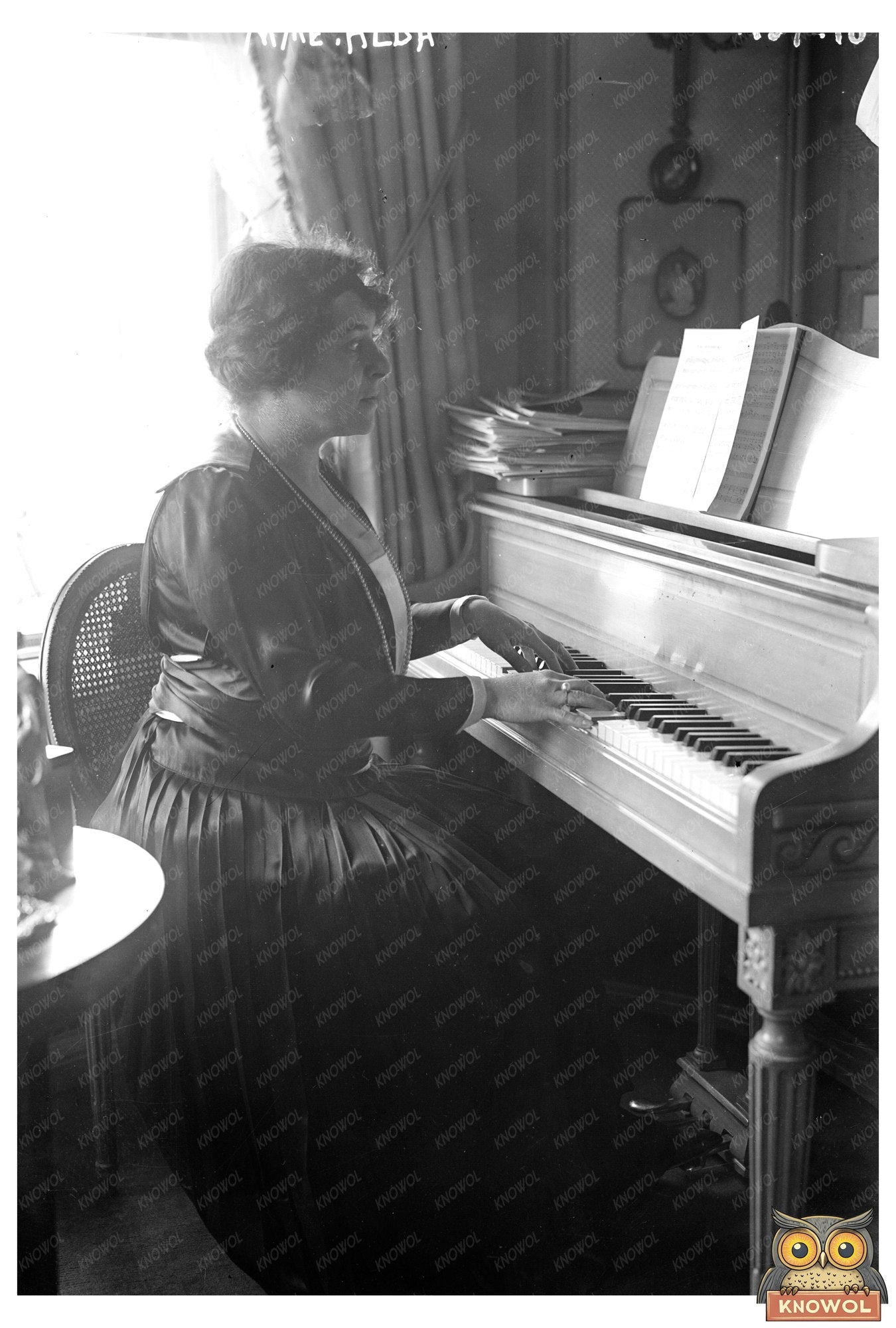 Elegant Opera Star Mme. Alda: 1915-1920 Portrait