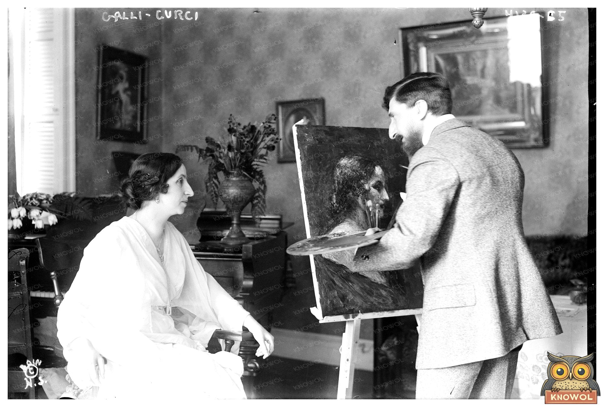 Celebrated Opera Star in Graceful 1917 Portrait