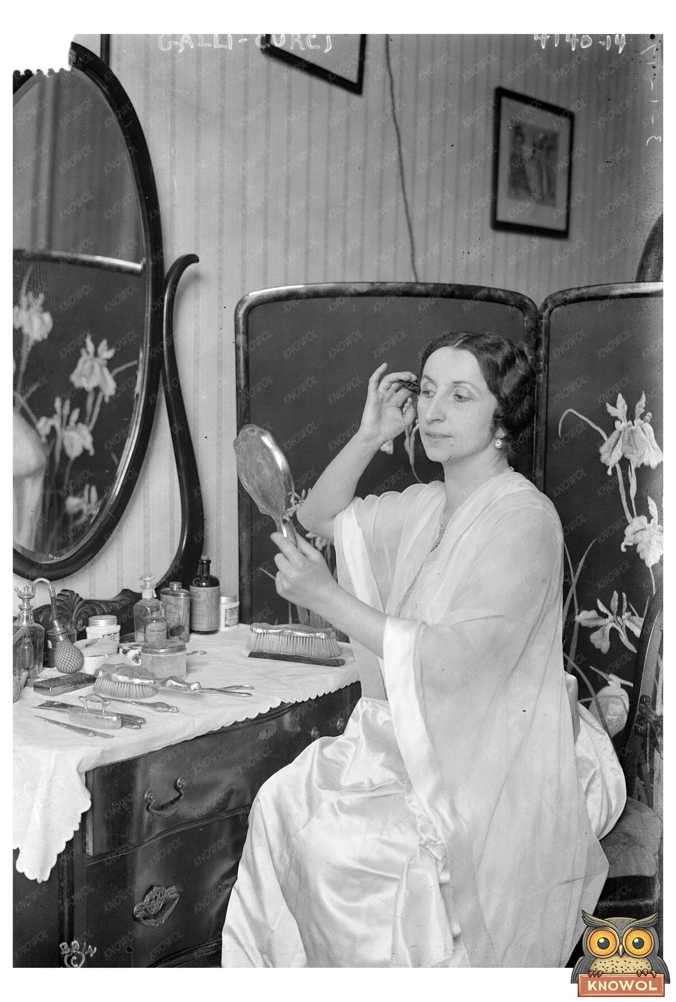 Radiant Opera Star Galli-Curci in 1917 Portrait