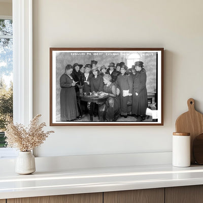 Women Rally for War Effort at Suffrage HQ, 1917-1918
