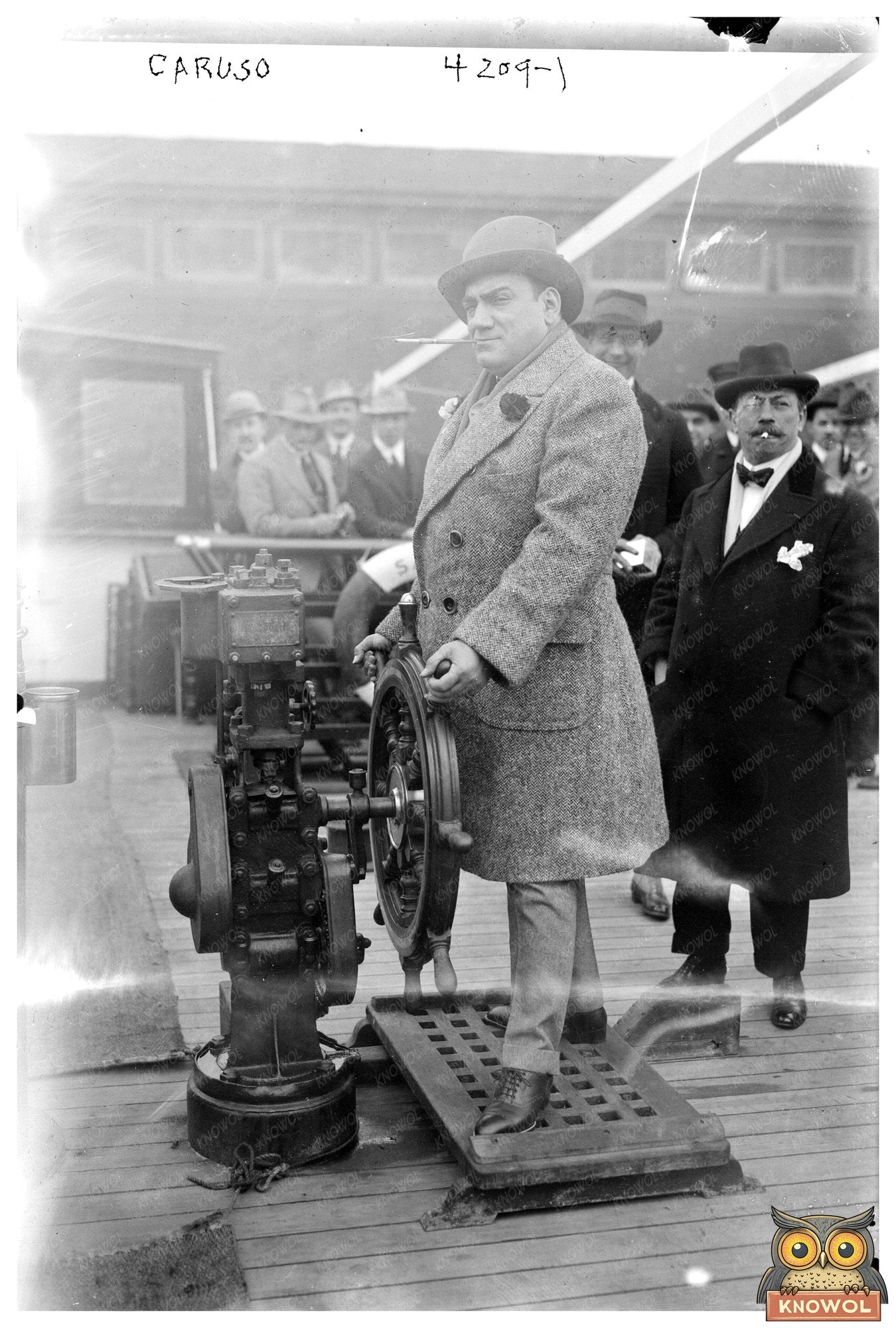 Enrico Caruso in Concert: Iconic 1917 Performance