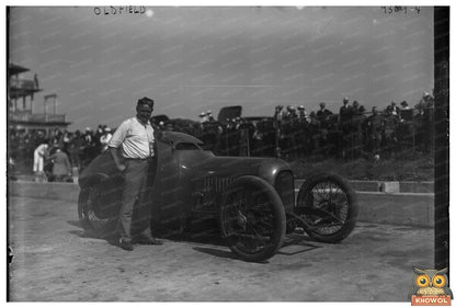 Historic Oldfield Scene: Life in Early 20th Century