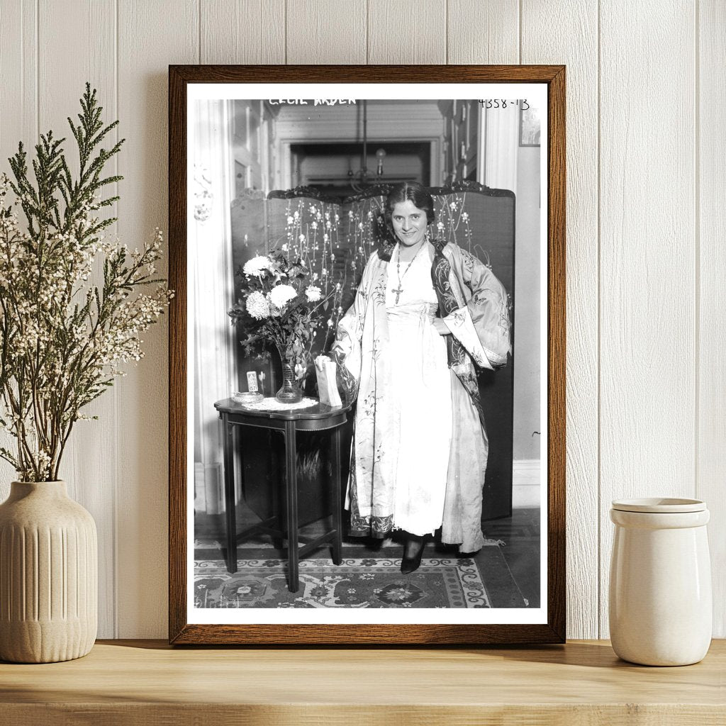 1920s Portrait of a Vintage Style Icon