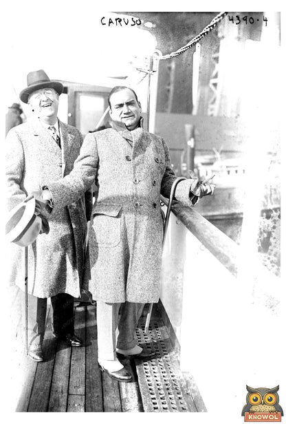 Enrico Caruso: Iconic Tenor in 1917 Performance