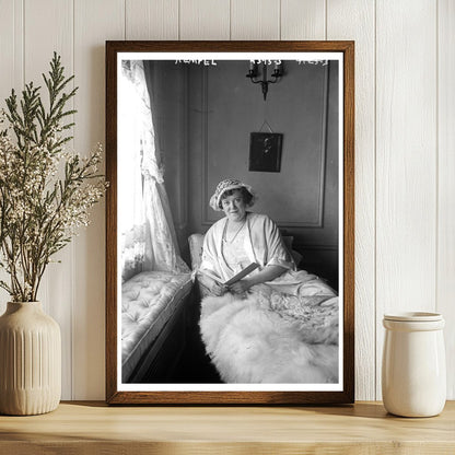 1910s American Life: Historic Hempel Snapshot