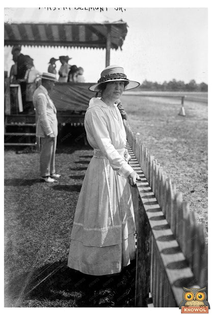 Elegant Portrait of a 1910s Socialite