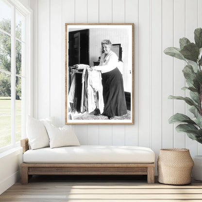 Timeless Elegance of a Famous Contralto, 1915-1920