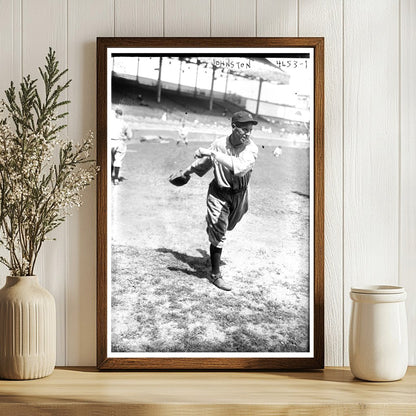 1918 Baseball Star Wheeler Doc Johnston in Action