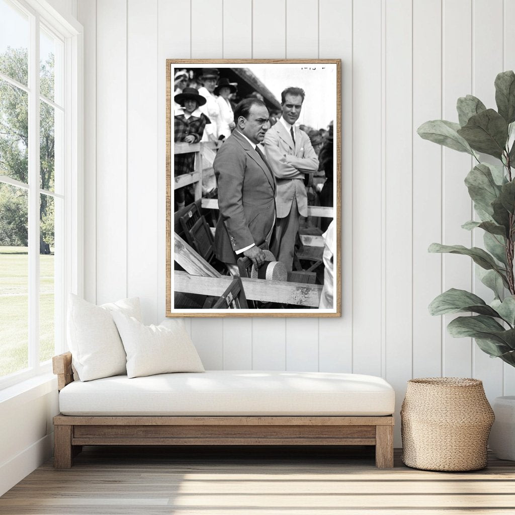 1918: Caruso & Illusionist Zirato Capture a Moment