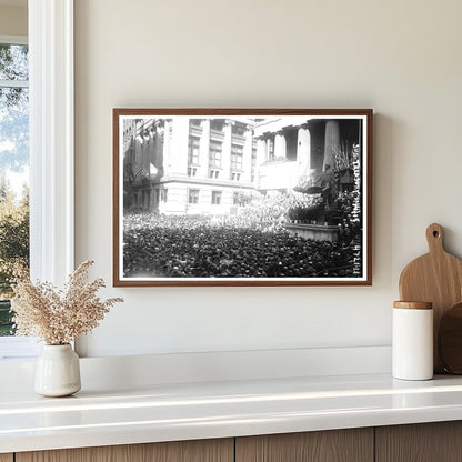 Historic 1918 Sub-Treasury Building in wartime NYC