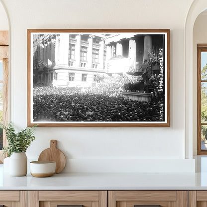 Historic 1918 Sub-Treasury Building in wartime NYC