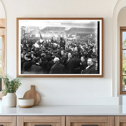 Celebration of Peace: America Cheers WWIs End