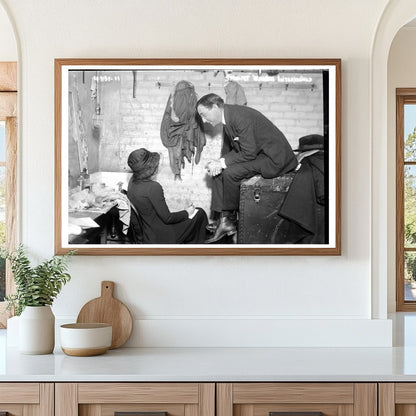 Early 20th-Century Interview Scene, 1915-1920