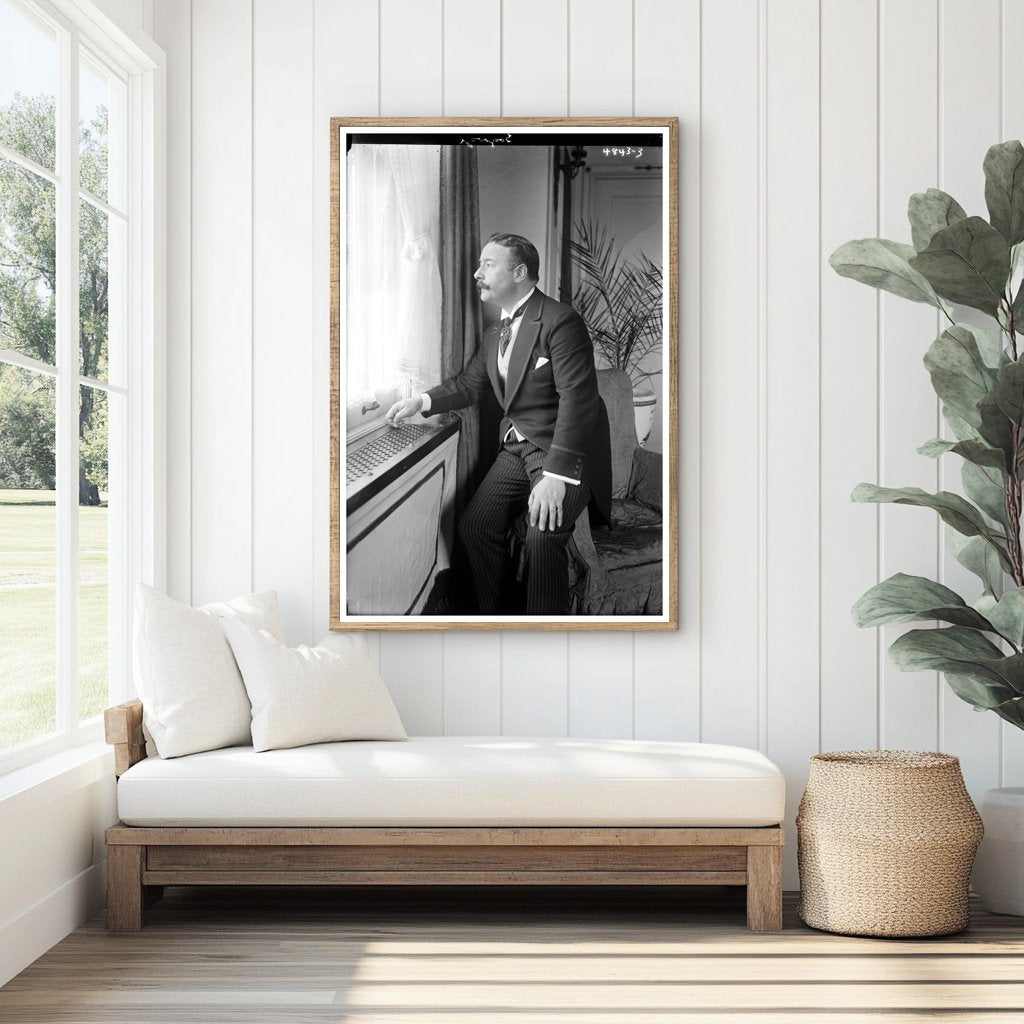 1920s Illusionist Gogorza in Mesmerizing Performance