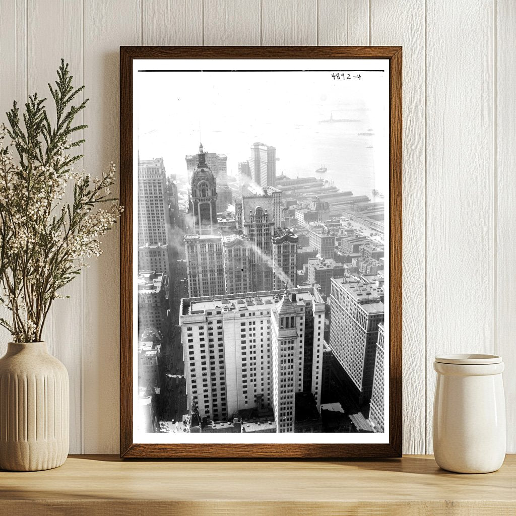 Art Deco Elegance: Woolworth Building Details, 1915-1920