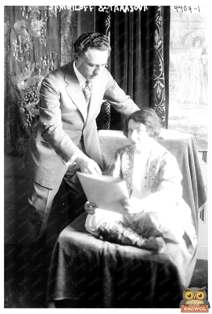 Elegant Performers of the Early 20th Century