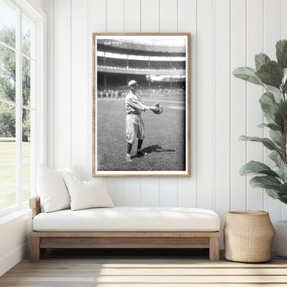 1920 Vintage Baseball Star: Mike Gonzalez Portrait