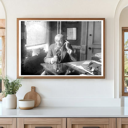 Captivating Portrait of a 1910s Entertainment Icon