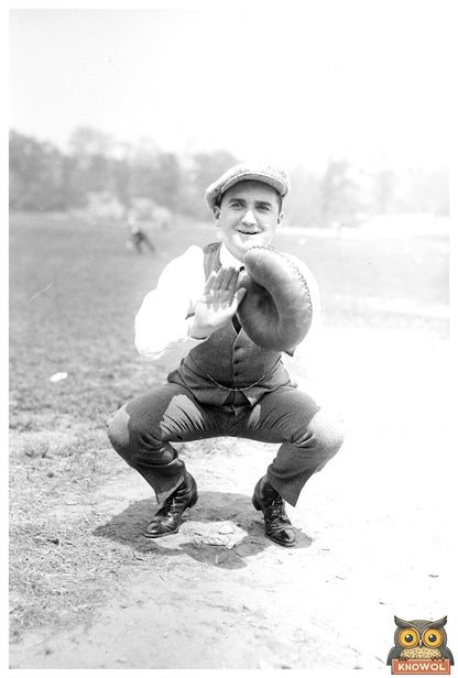 1915-1920 Vintage Baseball Catcher in Action