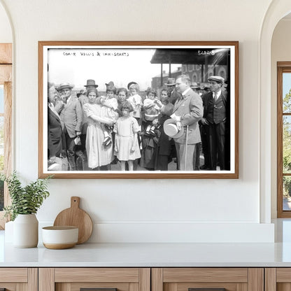 1920 Moment: Commissioner Wallis with New Immigrants