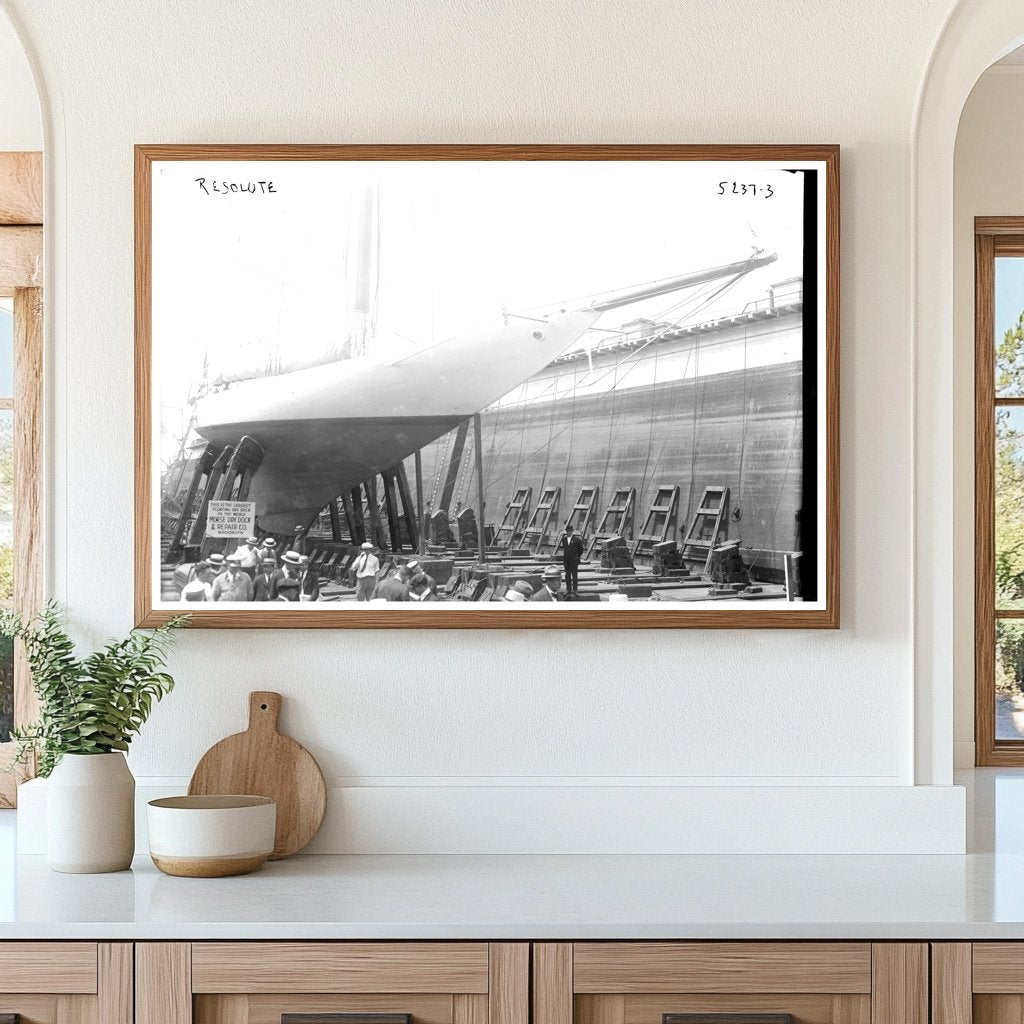 1920s Urban Determination: A Moment of Resolve