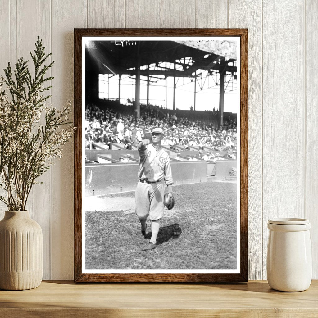 1920 Chicago AL Baseball Star Byrd Lynn in Action