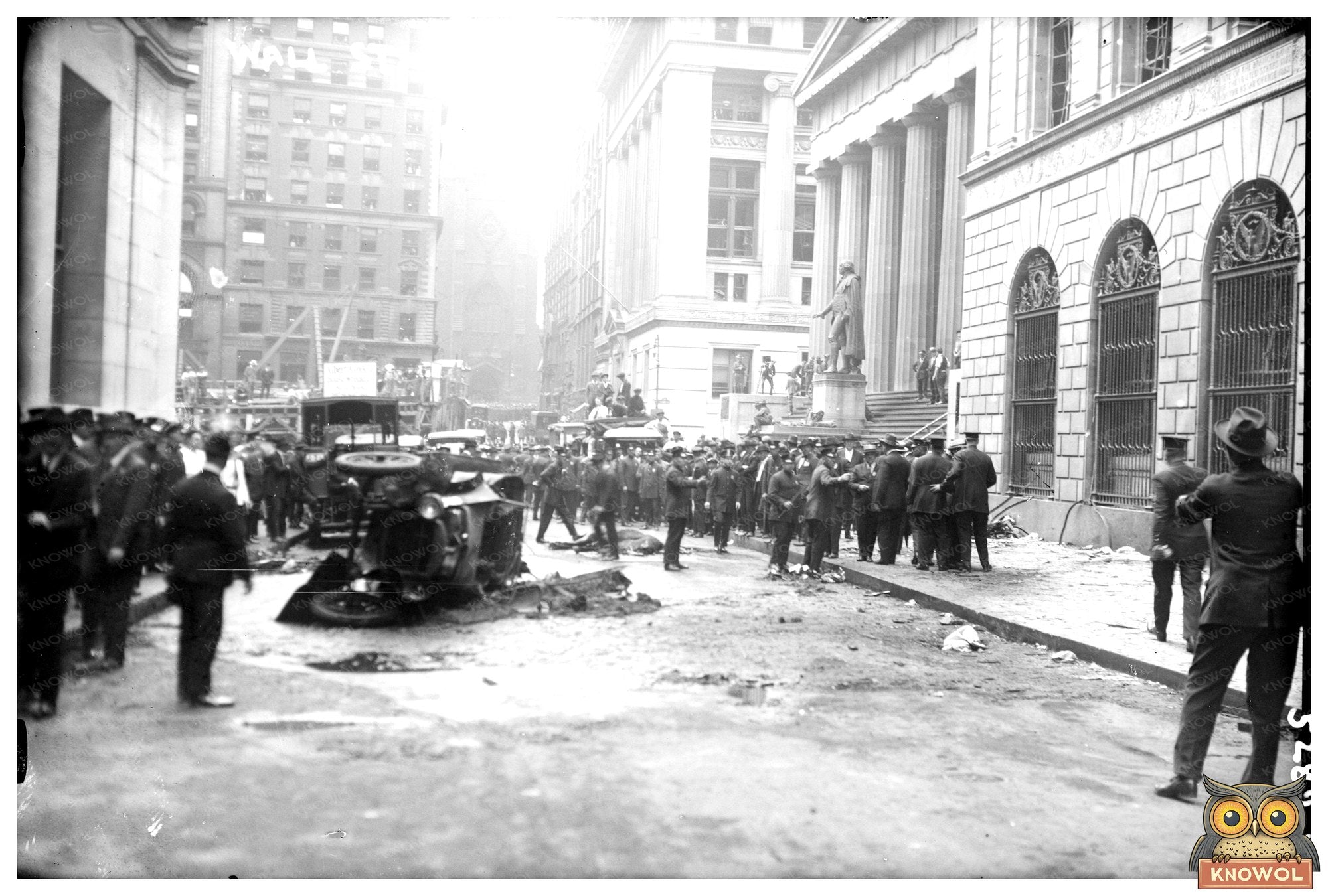 Vibrant Wall Street Scene from 1920 Economic Boom