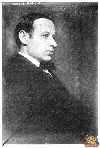 Historic 1920s News Photography: A Glimpse of Society