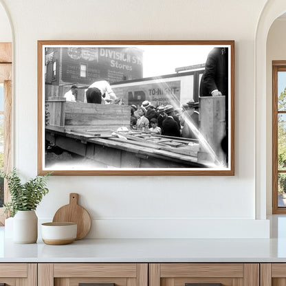 1920s Workers Unloading Freight: A Daily Scene